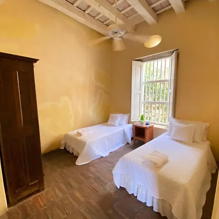 Сasa de vacaciones De 6 En El Casco Antiguo Con Piscina Y Vistas Al Mar